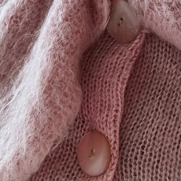 GRANNYCORE, VINTAGE ROSE HAND KNITTED 50S PIN UPS! - Picture 4 of 16